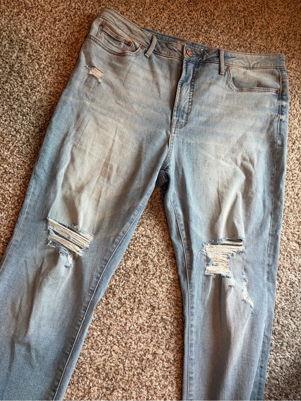 Seven7 Light Blue Distressed Skinny Jeans